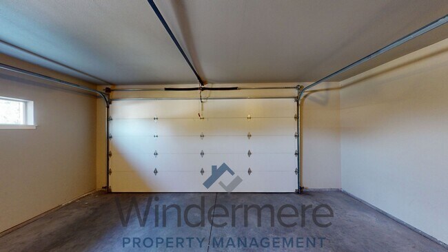 Building Photo - bunk808