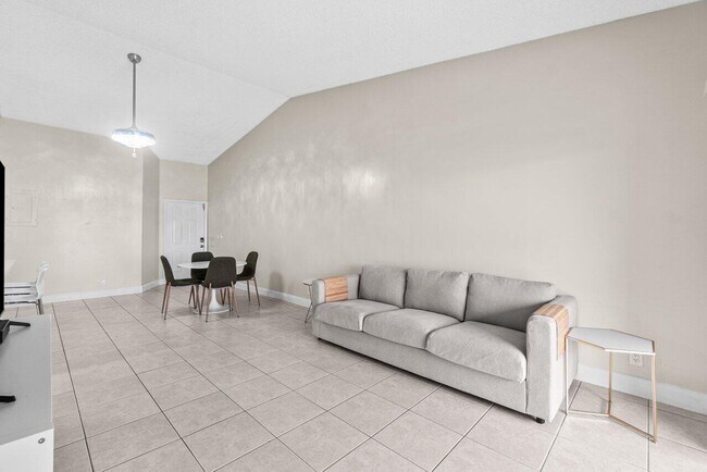 Building Photo - 3190 Leewood Terrace