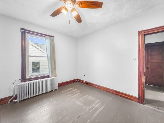 Building Photo - 634 High St