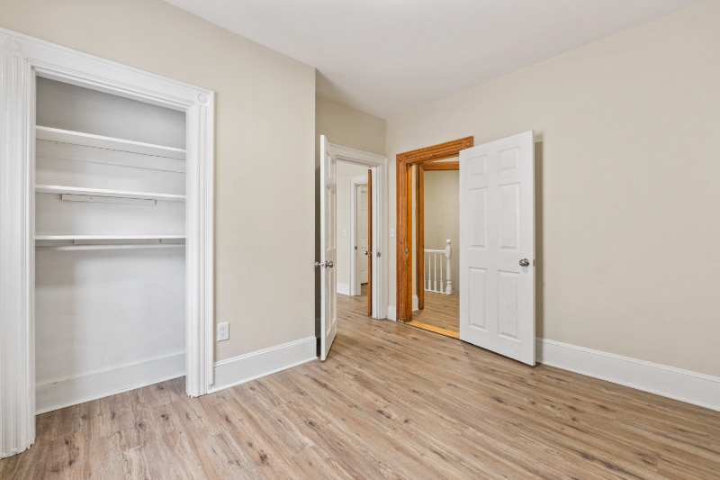 Building Photo - 27 Frederic St