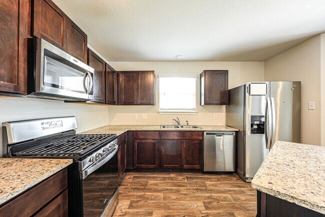 Building Photo - 3 BR/2BA | Single Family Home | In San Antonio!