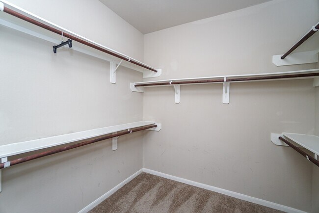 Building Photo - 31 Indian Palms Dr