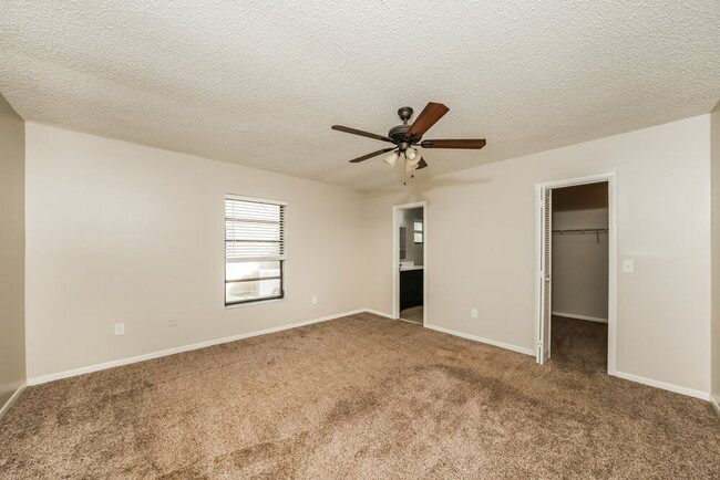 Building Photo - 1107 Widgeon Rd