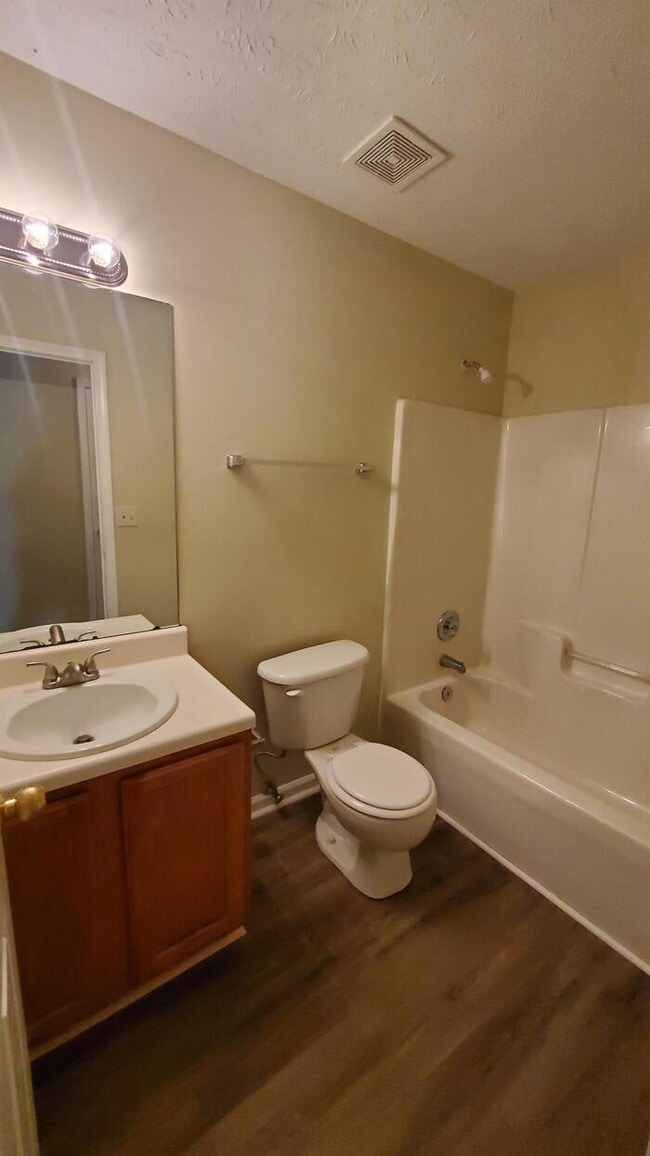 Building Photo - 1150 Micha Way