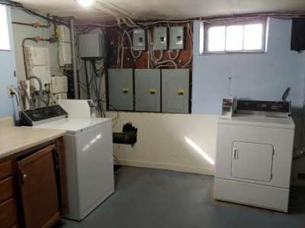 Building Photo - 32 Ruggles St