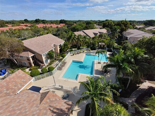 Building Photo - 10670 SW 156th Pl