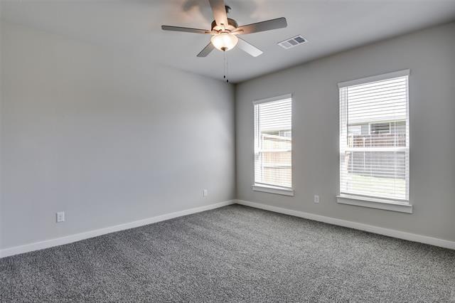 Building Photo - 612 Wheatfield Dr