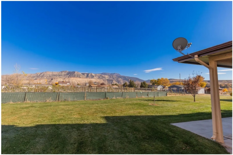 Building Photo - 829 Montclair Dr