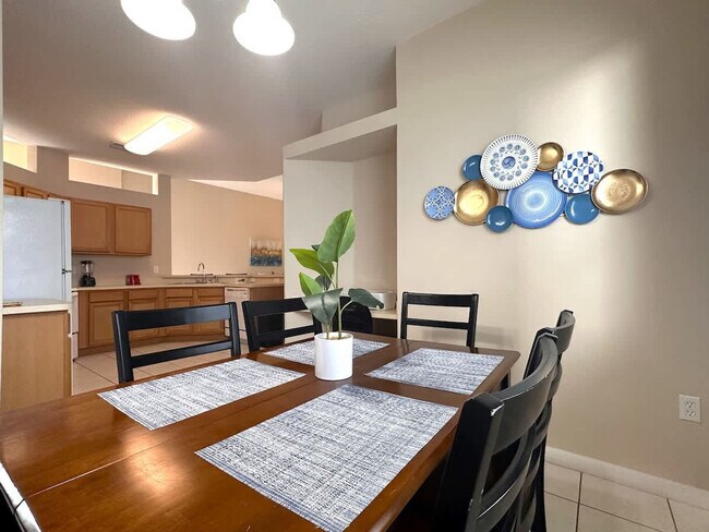 Building Photo - 160 Minniehaha Cir