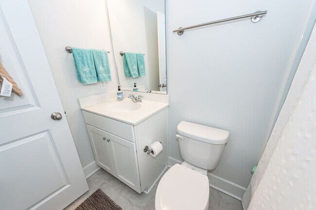 Building Photo - 3 Bedroom 3 Bath Single Family Home in Sab...
