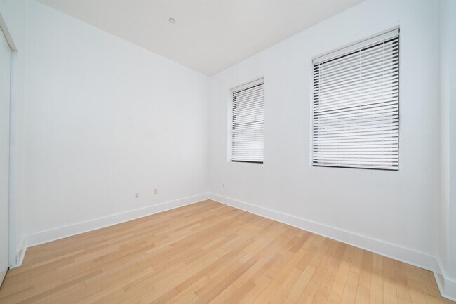 Building Photo - 4 Beacon Way