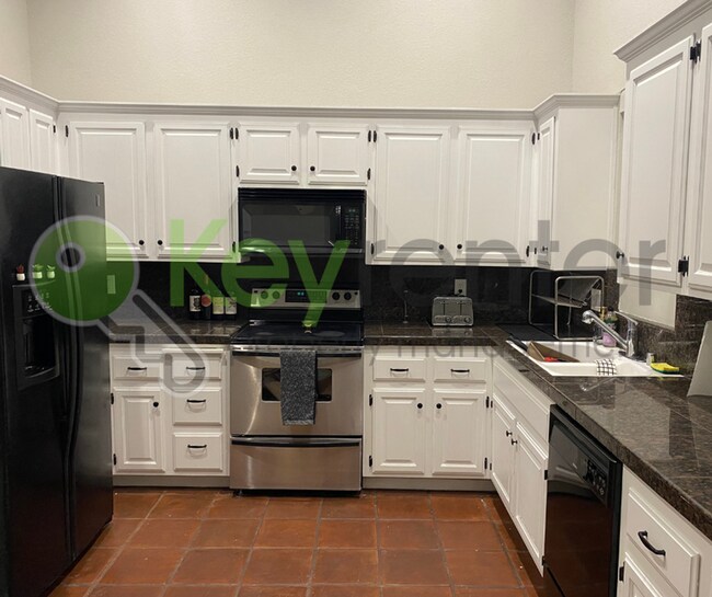 Building Photo - 2692 Bradford Way