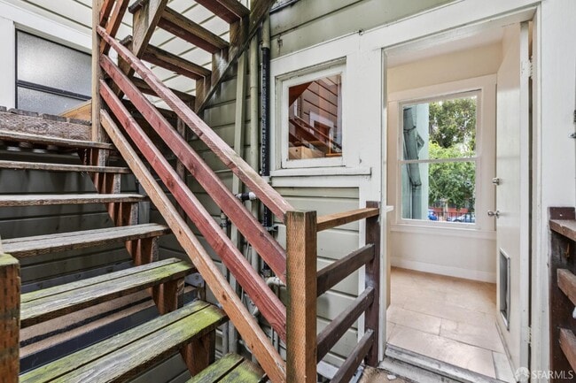 Building Photo - 2888 Folsom St