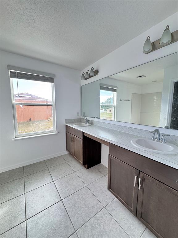 Building Photo - 803 James Dr