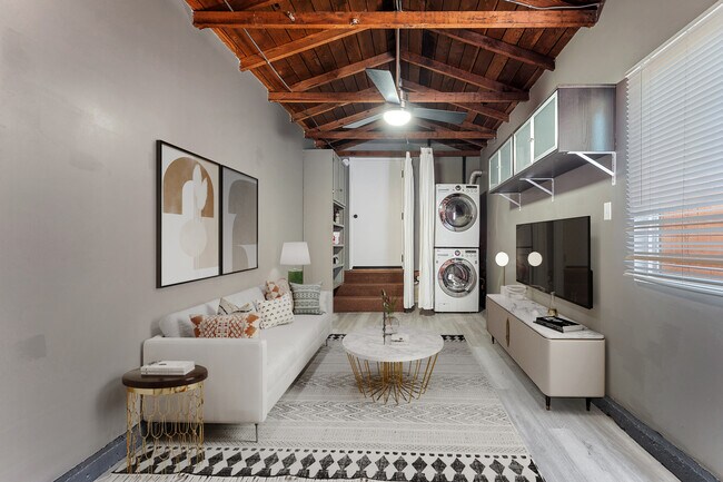 Building Photo - 12935 Greene Ave