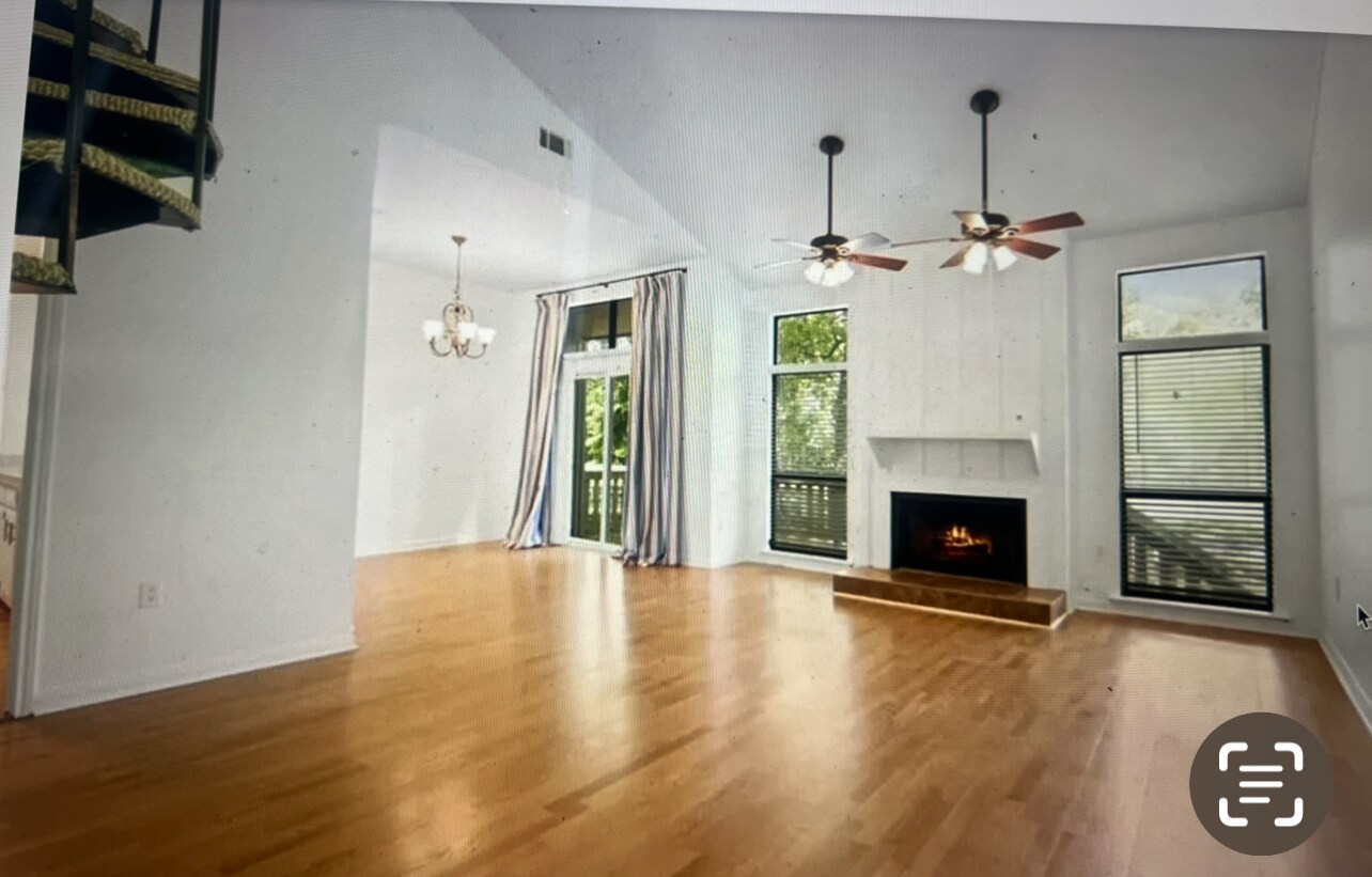 Building Photo - 665 N Beau Chene Dr