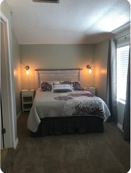 Building Photo - 313 Faulkner St