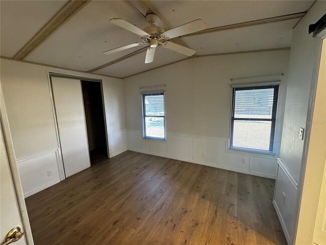 Building Photo - 1003 Oren Ave