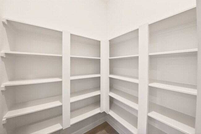 Building Photo - 16314 Texas Flatland Wy