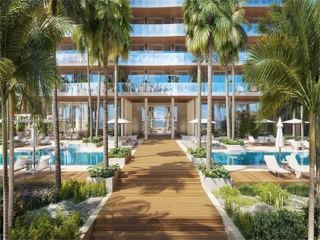 Building Photo - 5775 Collins Ave