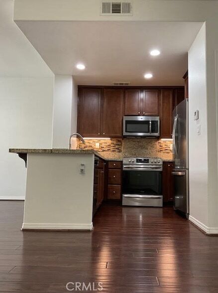 Building Photo - 28629 N Pietro Dr