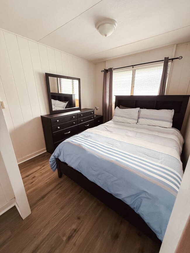 Building Photo - Furnished & Well-Maintained Plantation Hom...