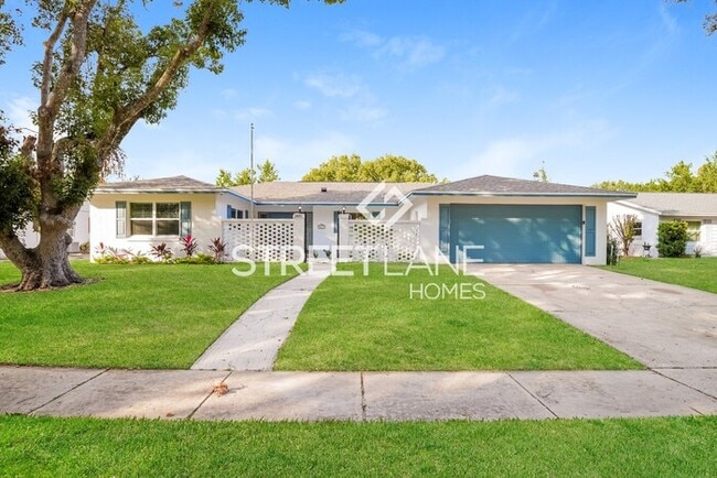 Primary Photo - NOW OFFERING FIRST 2 FULL MONTH FREE OR A ...