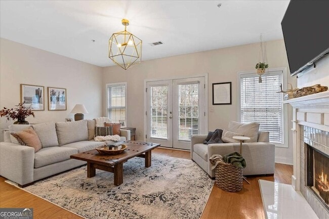 Building Photo - 1168 Stephens St