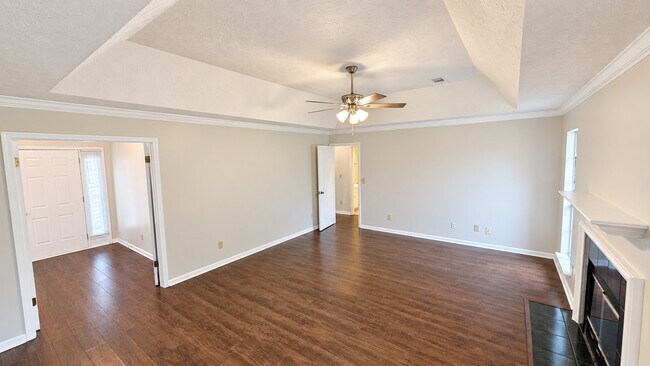 Building Photo - 3606 Farmfield Ln