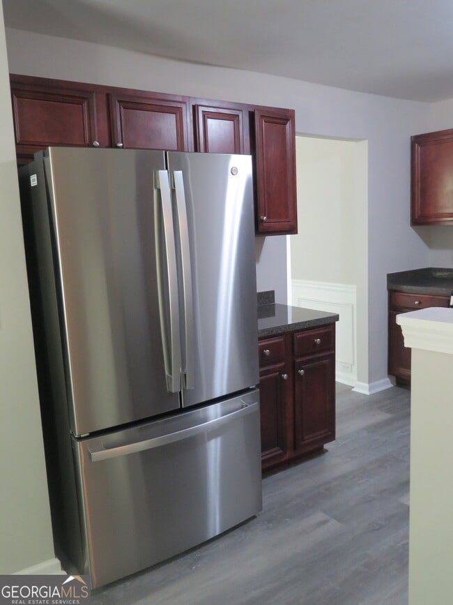 Building Photo - 2510 Wrangler Dr