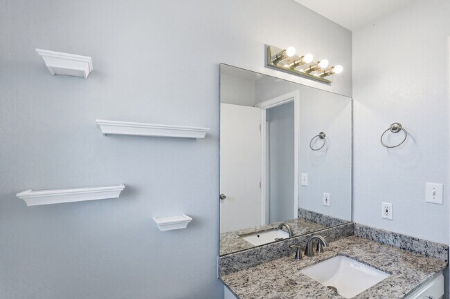 Building Photo - $1,840.95, 3-bed, 1.5-bath, located in Colorado Springs with a large backyard.