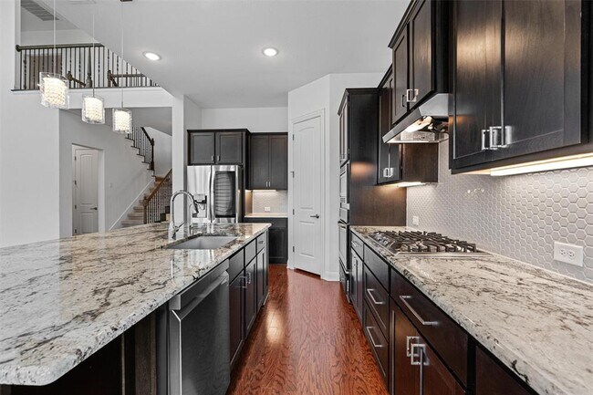 Building Photo - 2328 Lucky Ln