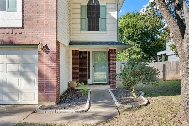 Building Photo - 309 Jacky St