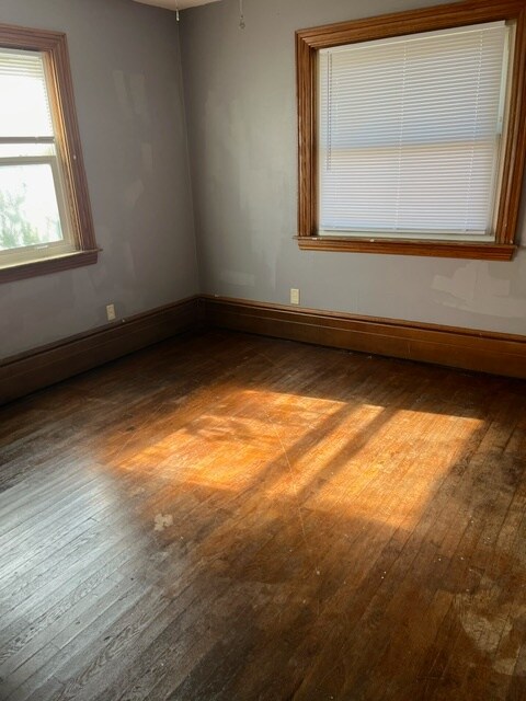 Building Photo - 100 Lauren Ave