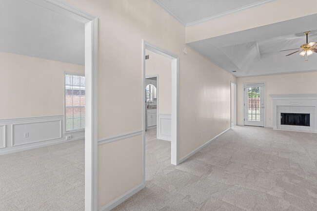 Building Photo - 224 Taylor Cir