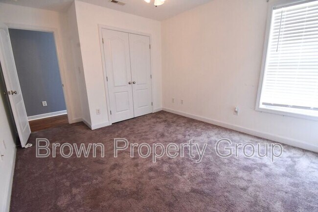 Building Photo - 193 Wind Brook Ct