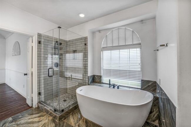 Building Photo - 16810 Noble Pass Ln