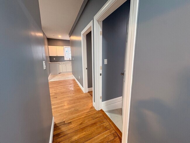 Building Photo - 25 Central Square