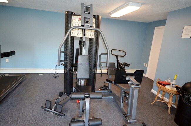 Building Photo - 70 Farrwood Ave