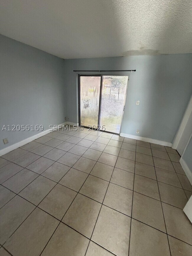 Building Photo - 95 NE 41st St