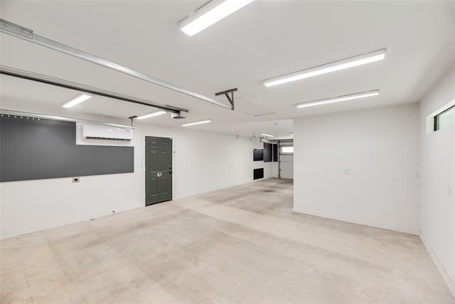 Building Photo - 9911 Hurley Way