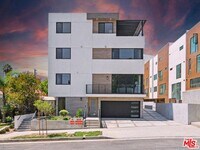 Building Photo - 1959 1st St