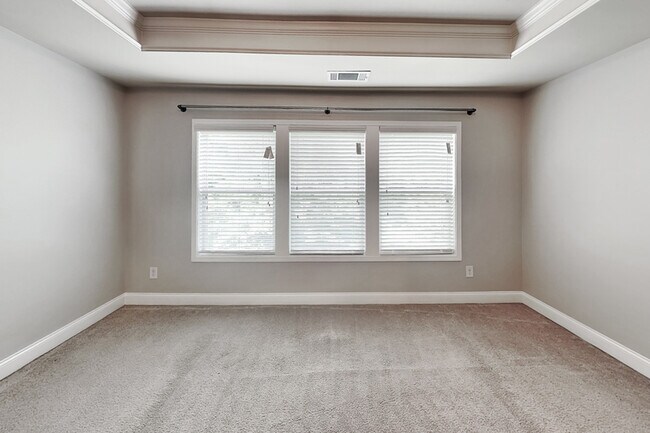 Building Photo - 232 Braemore Mill Dr