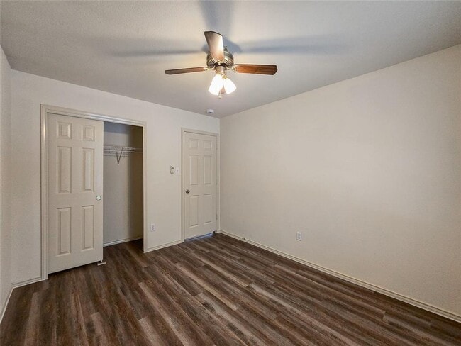 Building Photo - 1134 Vincent Pl