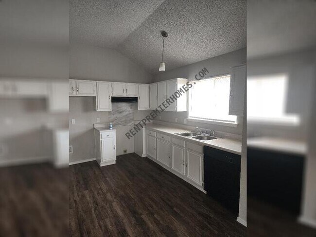 Building Photo - 3608 Garden Springs Dr