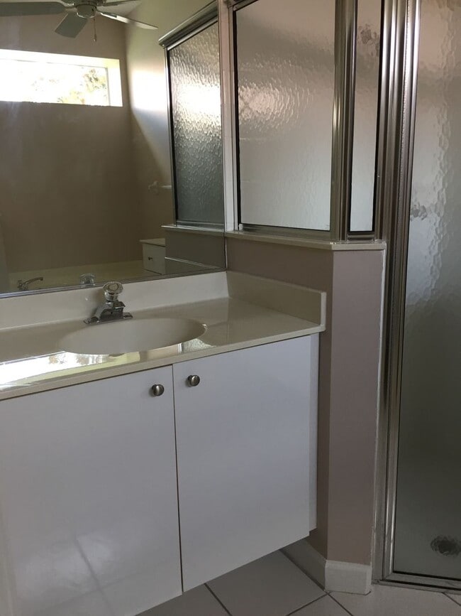 Building Photo - 2/2 with Den Pool Home In Lake Charles