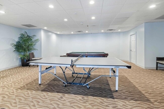 Building Photo - 3101 Boardwalk