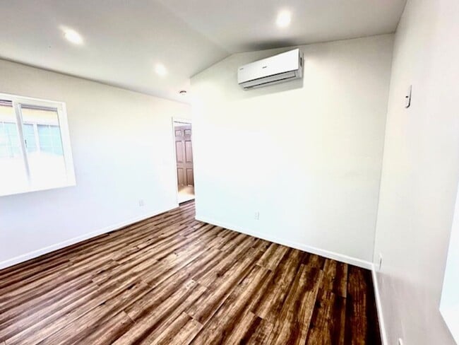 Building Photo - Brand New ADU in Oceanside