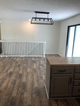 Building Photo - 123 E Osage St