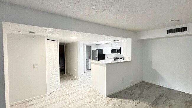 Building Photo - 5025 Wiles Rd